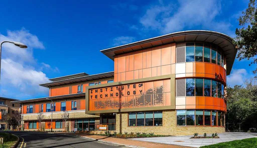 South Central Institute of Technology, Bletchley